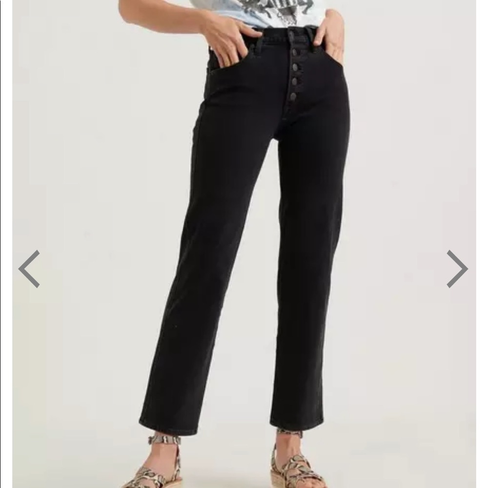 Lucky Brand black denim!